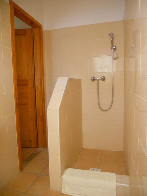 Hejo Apartman Miskolc Oda fotoğraf